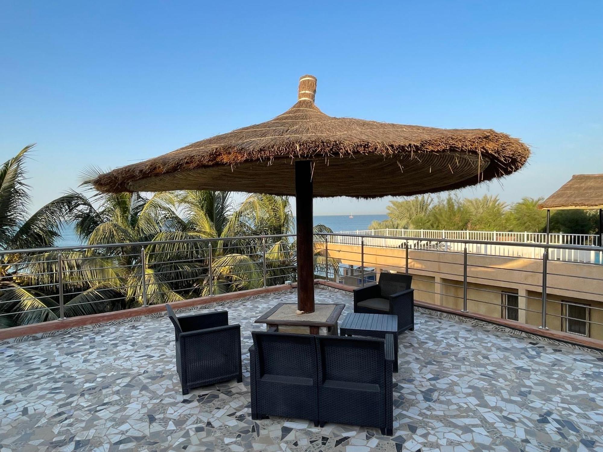 Auberge Mande Saly Portudal Exterior photo