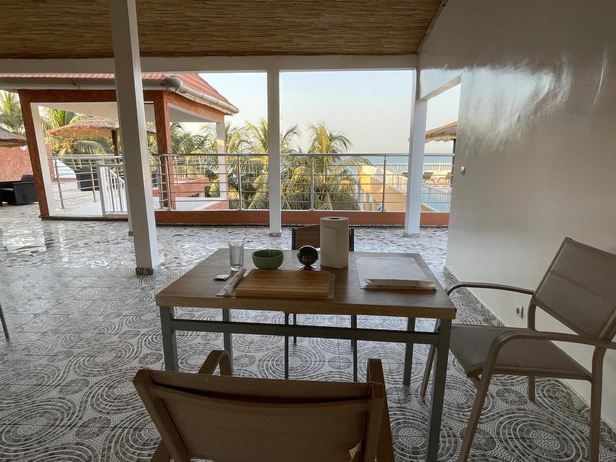 Auberge Mande Saly Portudal Exterior photo